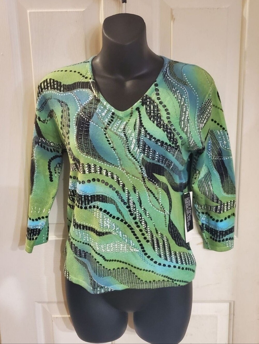 Pierri New York Green & Aqua V-Neck Long Sleeve Top NWT